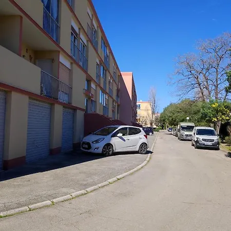 Au De Ronan Apartamento Fréjus